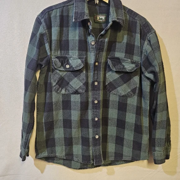 Stillwater Plaid Flannel Shirt in Green and Black - Picture 3 of 7